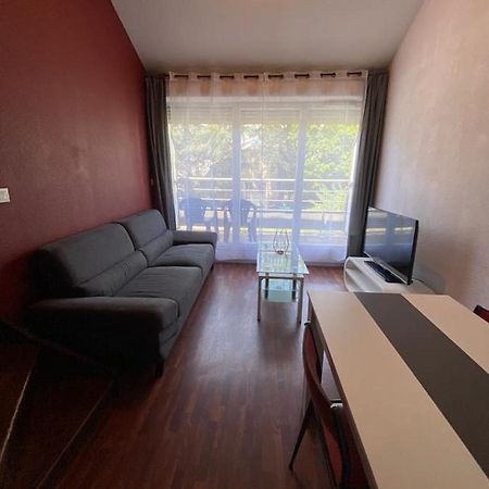 Apartament Les Ecrins Lourdes Zewnętrze zdjęcie