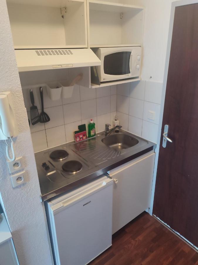 Apartament Les Ecrins Lourdes Zewnętrze zdjęcie
