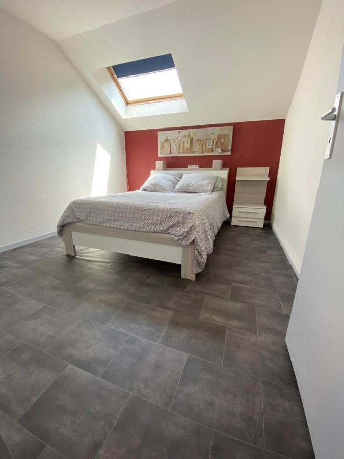 Apartament Les Ecrins Lourdes Zewnętrze zdjęcie